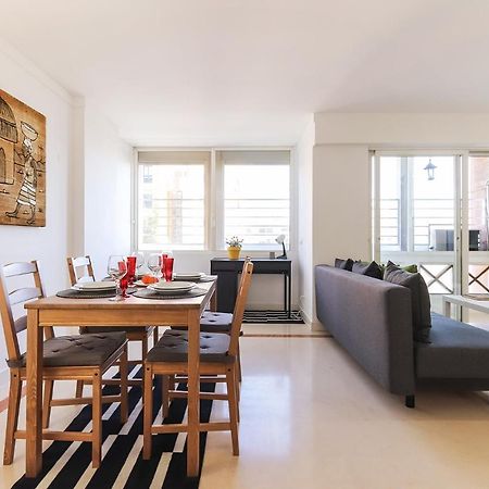 Lisbon Flower 360º - Your Lovely Flat With Pool And Parking エクステリア 写真