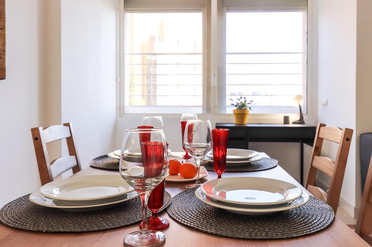 Lisbon Flower 360º - Your Lovely Flat With Pool And Parking エクステリア 写真