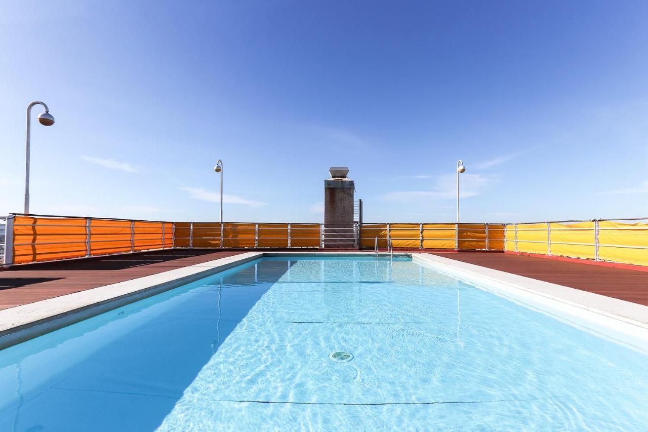 Lisbon Flower 360º - Your Lovely Flat With Pool And Parking エクステリア 写真